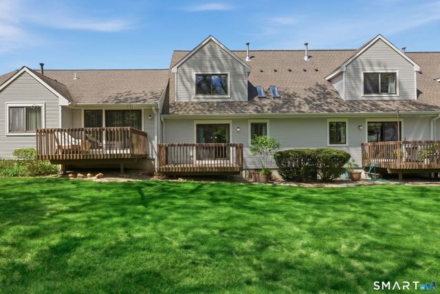 14 Lilac Lane 14, Farmington, CT 06032