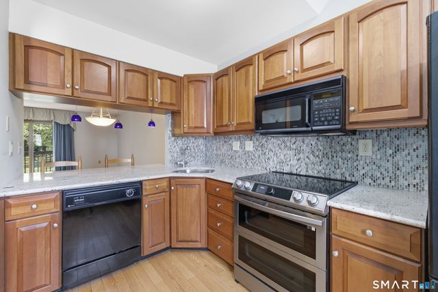 14 Lilac Lane 14, Farmington, CT 06032