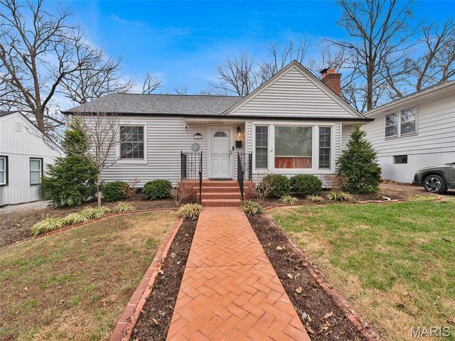 1024 Woodbine Drive, Crestwood, MO 63126