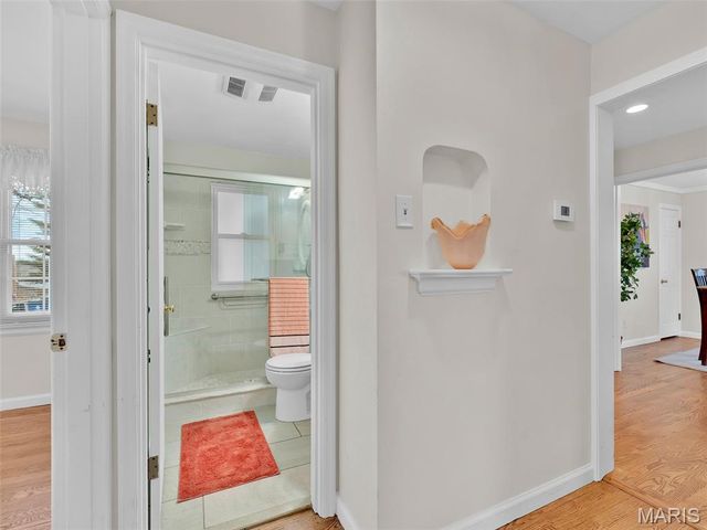 1024 Woodbine Drive, Crestwood, MO 63126