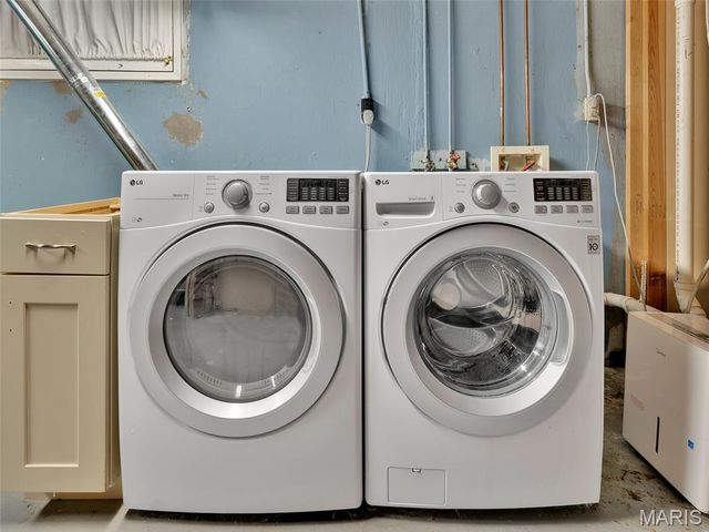 1024 Woodbine Drive, Crestwood, MO 63126