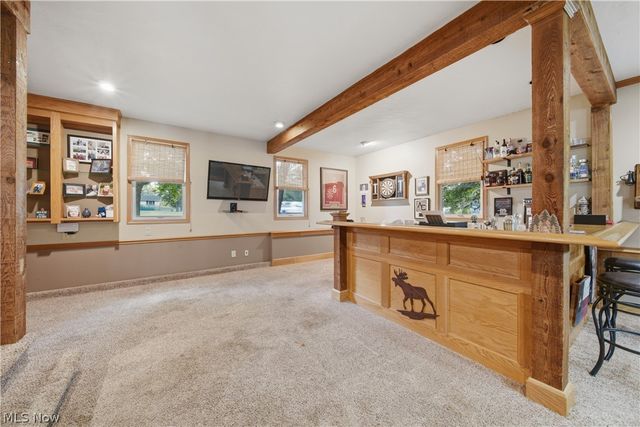 7445 Market Avenue N, North Canton, OH 44721