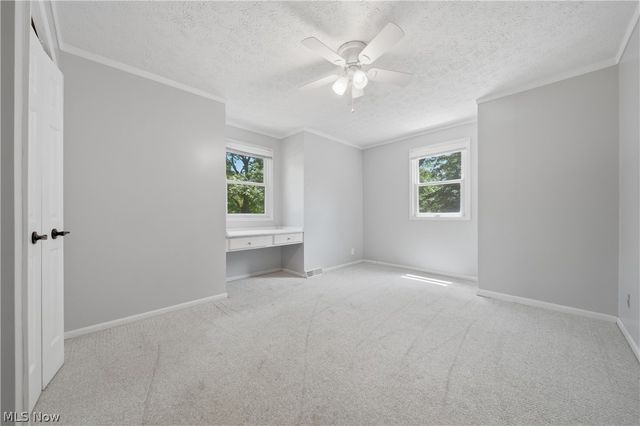 7445 Market Avenue N, North Canton, OH 44721