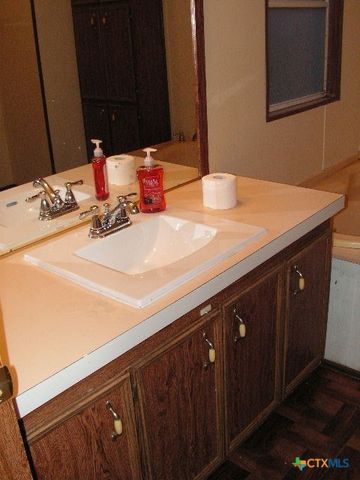 150 Sonnyland Drive, Canyon Lake, TX 78133