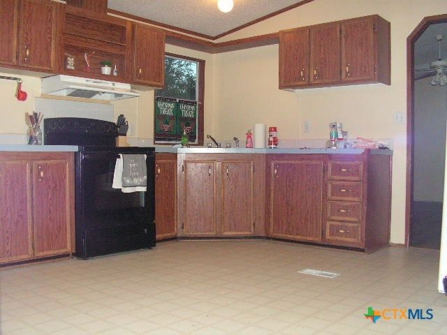 150 Sonnyland Drive, Canyon Lake, TX 78133