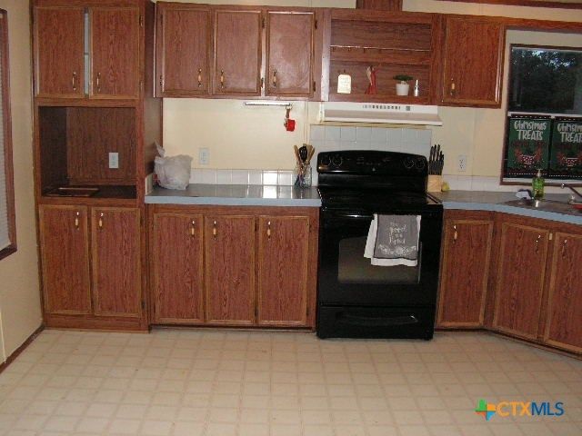 150 Sonnyland Drive, Canyon Lake, TX 78133