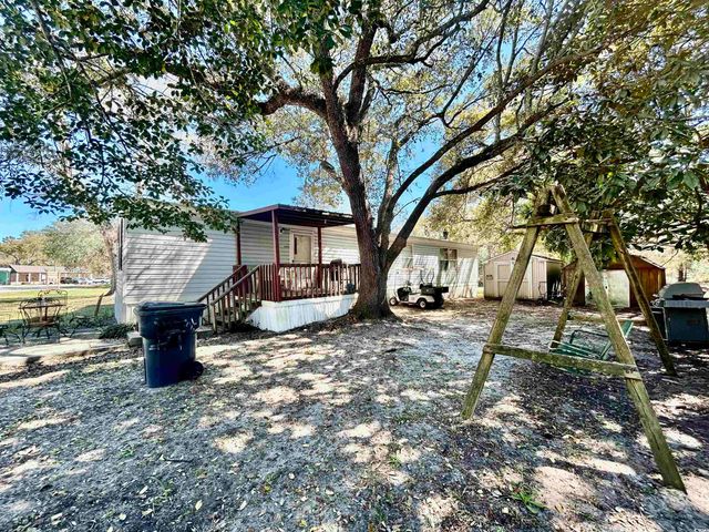 400 Wagon Wheel Loop, Murrells Inlet, SC 29576