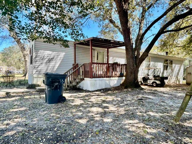 400 Wagon Wheel Loop, Murrells Inlet, SC 29576