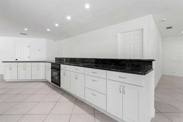 1106 HUMMINGBIRD LANE, Brandon, FL 33511