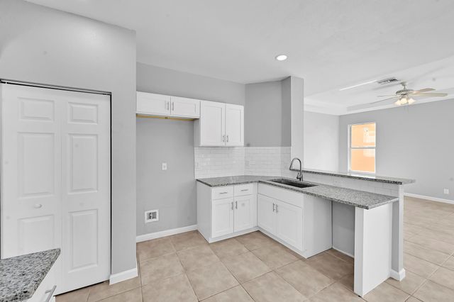 5557 Spanish River Road, Fort Pierce, FL 34951