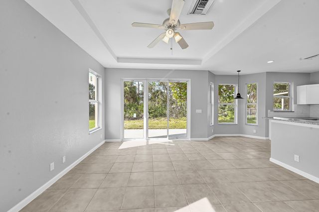 5557 Spanish River Road, Fort Pierce, FL 34951