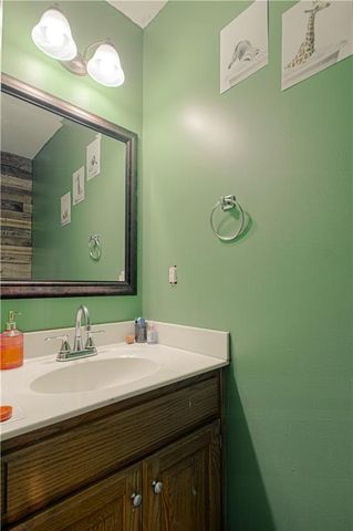 1818 Lauren Lane, Kearney, MO 64060