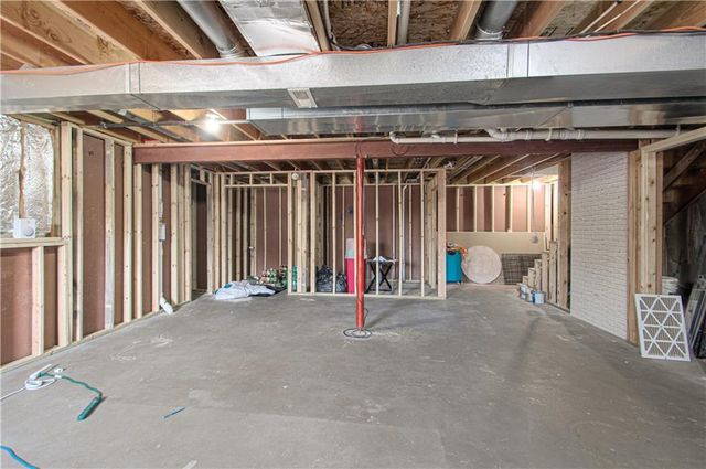 1818 Lauren Lane, Kearney, MO 64060