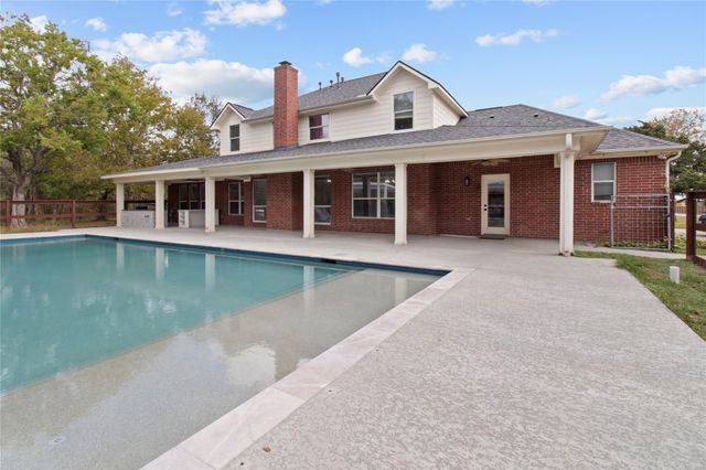 2730 Lawrence Road, Kemah, TX 77565