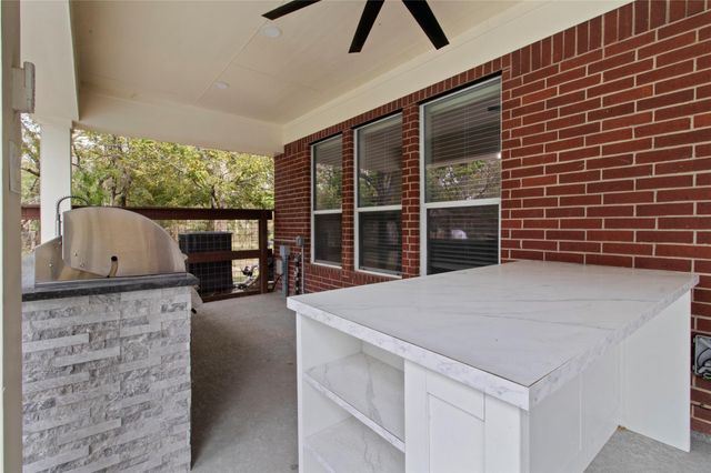 2730 Lawrence Road, Kemah, TX 77565