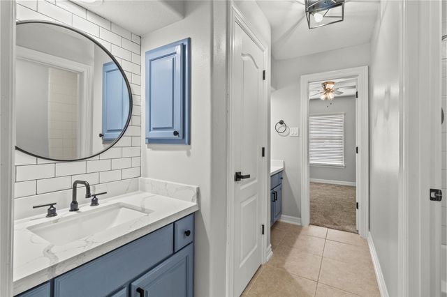 2730 Lawrence Road, Kemah, TX 77565