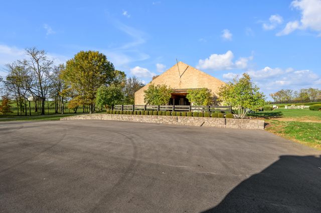 169 Muir Lane, Georgetown, KY 40324