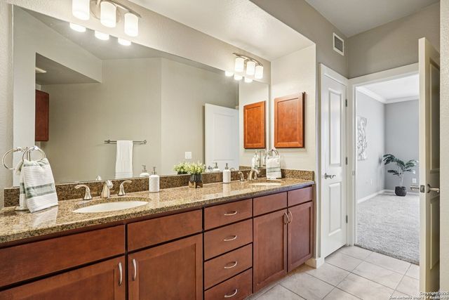 7342 Oak Manor Dr Apt 4209, San Antonio, TX 78229