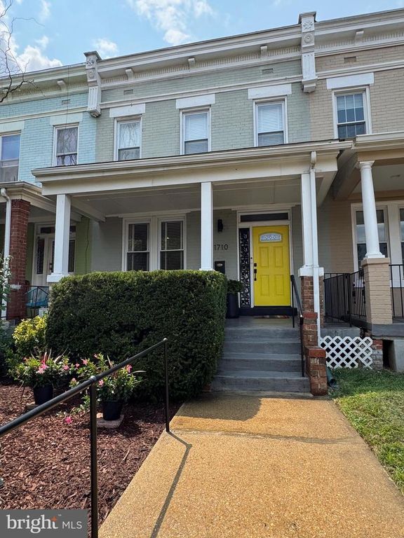 1710 3RD NE, Washington, DC 20002