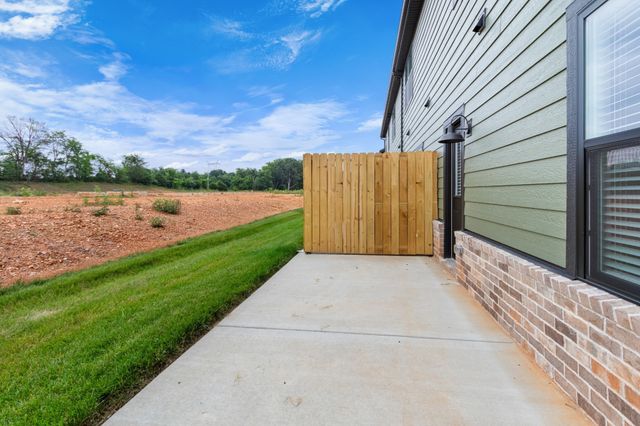 307 Jonathan Wade Circle, Clarksville, TN 37043