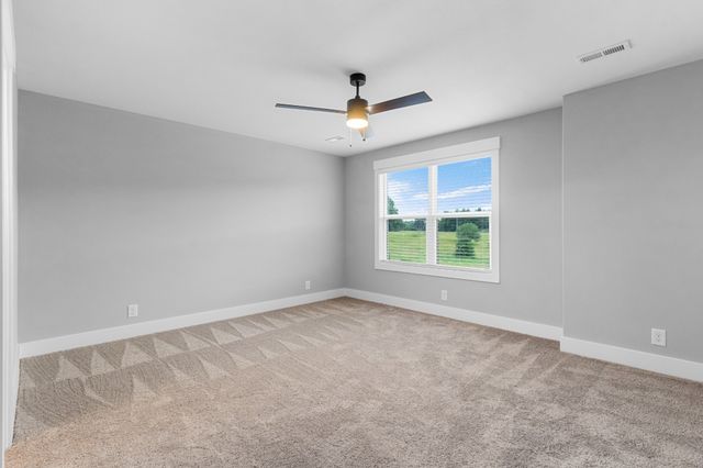 307 Jonathan Wade Circle, Clarksville, TN 37043