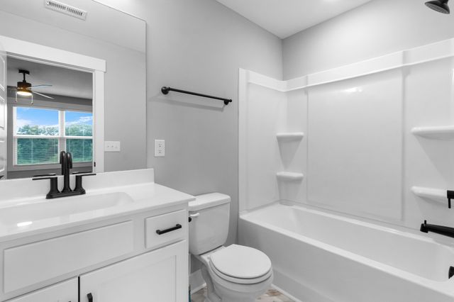 307 Jonathan Wade Circle, Clarksville, TN 37043