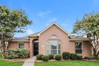 1039 Barrymore Lane, Duncanville, TX 75137