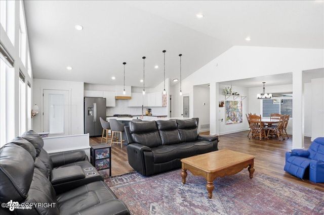 5313 S Sisters Street, Palmer, AK 99645