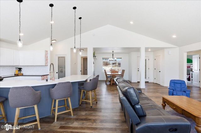 5313 S Sisters Street, Palmer, AK 99645