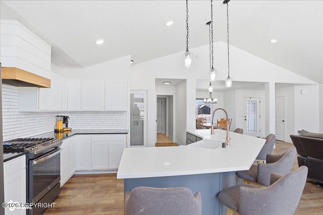 5313 S Sisters Street, Palmer, AK 99645