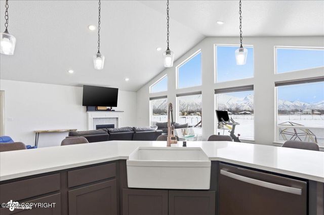 5313 S Sisters Street, Palmer, AK 99645