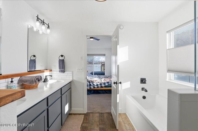 5313 S Sisters Street, Palmer, AK 99645