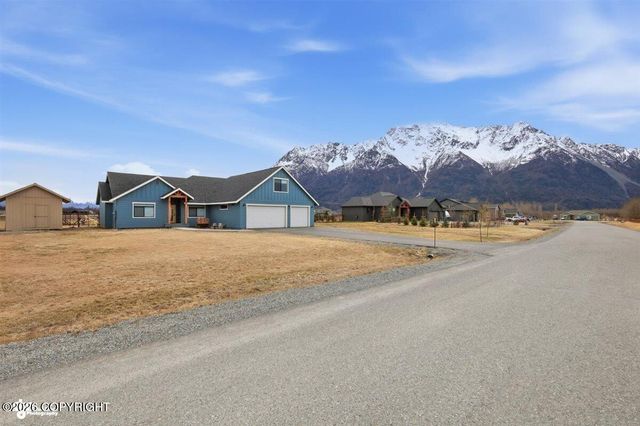 5313 S Sisters Street, Palmer, AK 99645