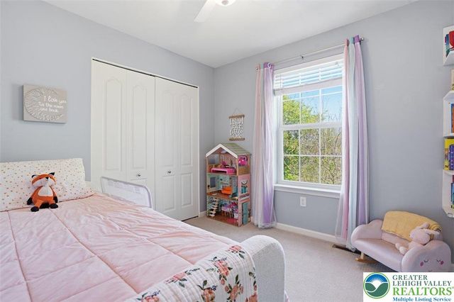 1611 Abigail Lane, South Whitehall Twp, PA 18104