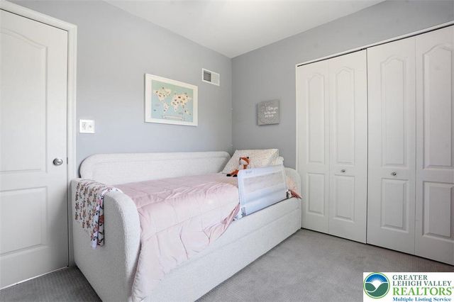 1611 Abigail Lane, South Whitehall Twp, PA 18104