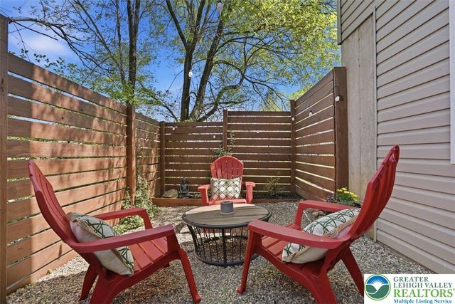 1611 Abigail Lane, South Whitehall Twp, PA 18104