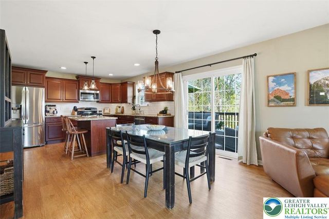 1611 Abigail Lane, South Whitehall Twp, PA 18104