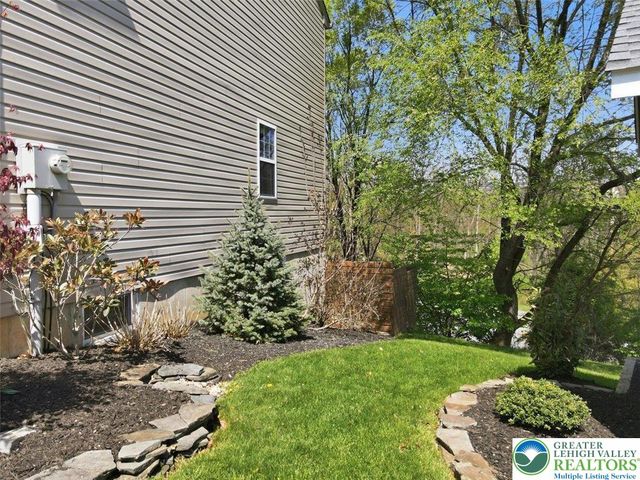 1611 Abigail Lane, South Whitehall Twp, PA 18104