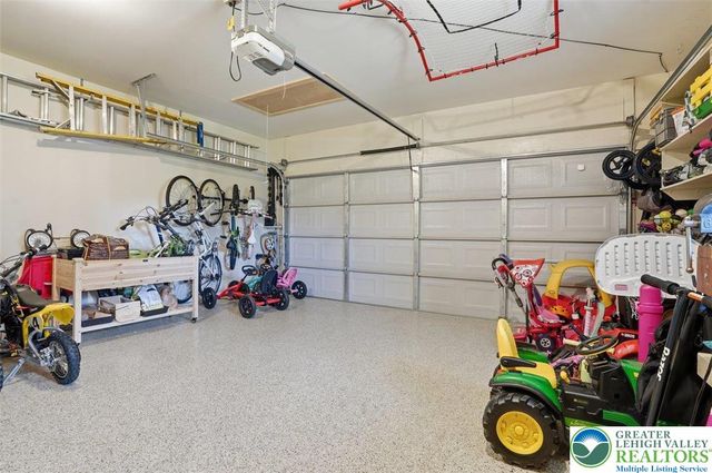 1611 Abigail Lane, South Whitehall Twp, PA 18104