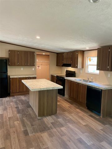 6032 Texas Trail, Granbury, TX 76048