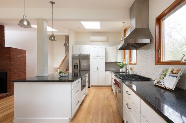 27 Peacock Farm Rd, Lexington, MA 02421