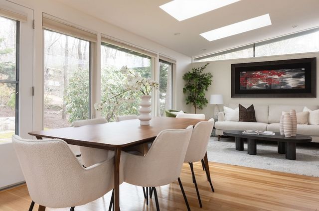 27 Peacock Farm Rd, Lexington, MA 02421