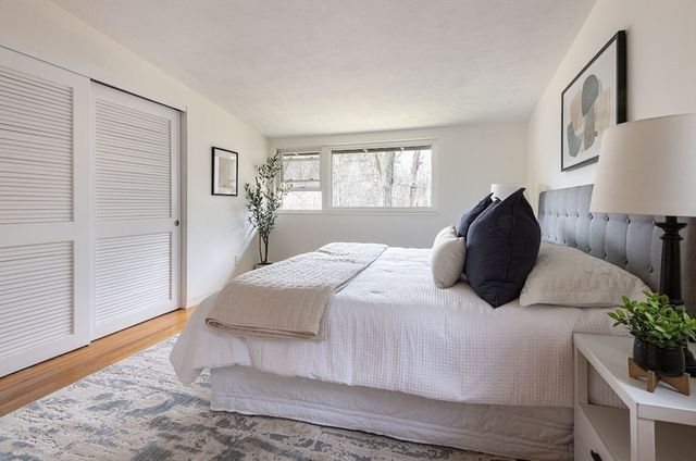 27 Peacock Farm Rd, Lexington, MA 02421