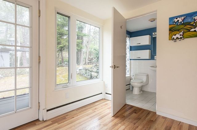 27 Peacock Farm Rd, Lexington, MA 02421