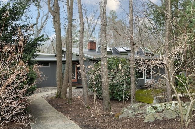 27 Peacock Farm Rd, Lexington, MA 02421