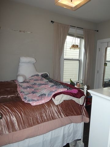 37 Condor St 3, Boston, MA 02128