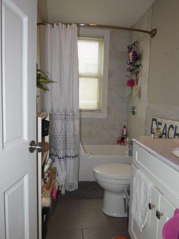 37 Condor St 3, Boston, MA 02128