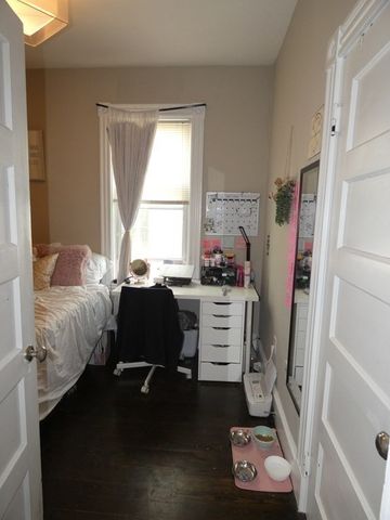 37 Condor St 3, Boston, MA 02128