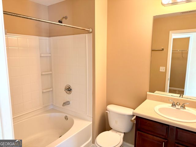 2390 Camden Oak Way, Lithonia, GA 30058