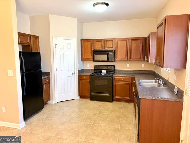 2390 Camden Oak Way, Lithonia, GA 30058